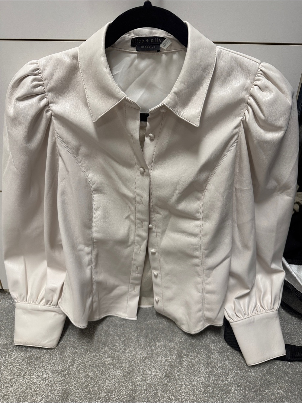 Alice + Olivia Cream Puff-Sleeve Button-Up Shirt - Picture 3 of 4